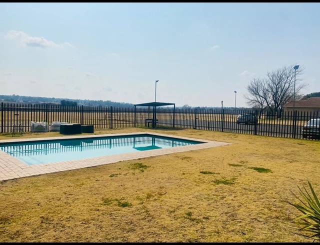 2 BEDROOM PROPERTY TO RENT IN ELSPARK